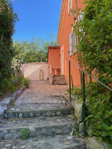 Gites La Bambouseraie Labeaume Exterior foto